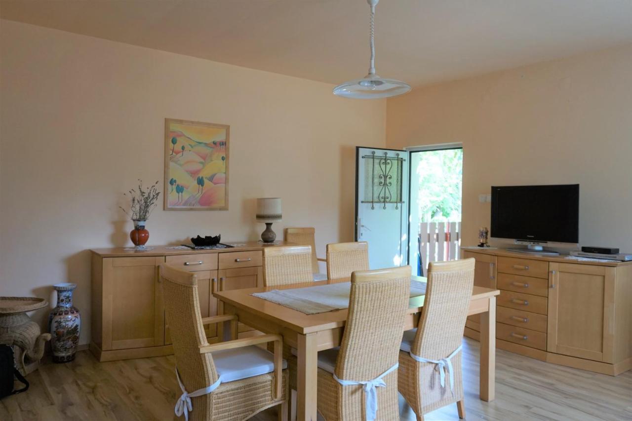 Ferienhaus Plattensee/Balaton Szolad Екстер'єр фото